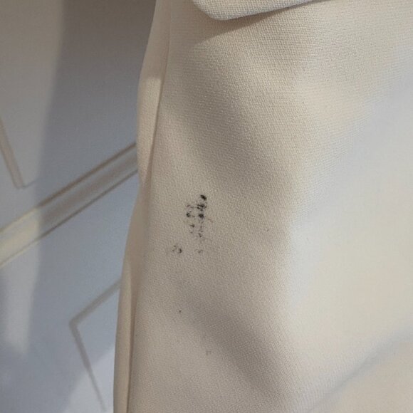 Amanda Uprichard Sleeveless Dixon Balzer Vest in Ivory - Picture 5 of 5